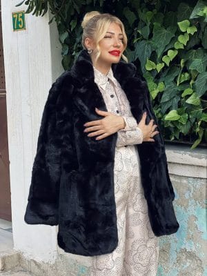 Γούνα Μαύρη με Τσέπες