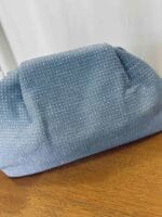 IMG-41a9050e4c30a54df46e056a1a6a32d3-V