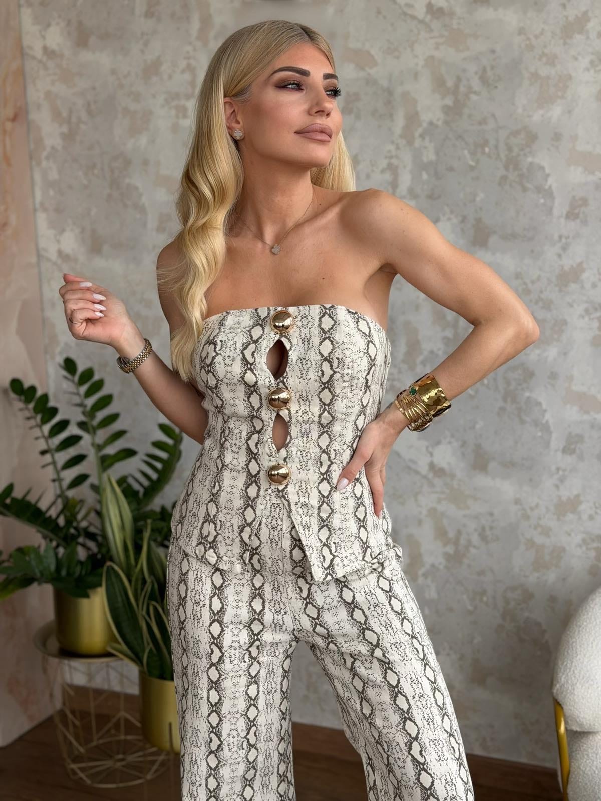 IMG-5547cf9ffe87f814a5a6417049bf6b14-V