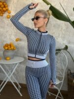 IMG-edfaa09644cf061ef7885ab118b72133-V