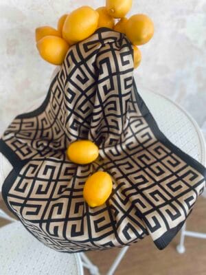 Μαντήλι Μπεζ -Μαύρο