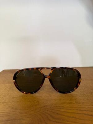 Velar Tortoise Green