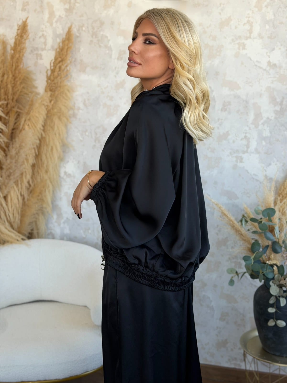 IMG-53df6297bea98f944aa34c4855c7e849-V
