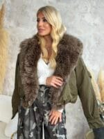 IMG-158a8dd4f6212246c78be777ec516bdd-V